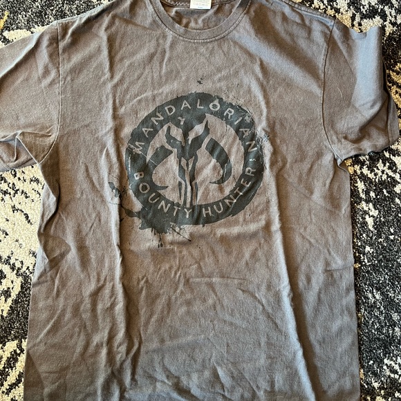 Other - Mandalorian shirt